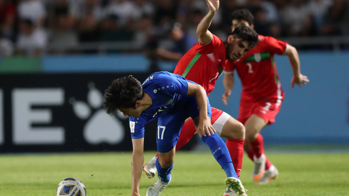 C7-Uzi连续二十场比赛得分超过战术调整，塞尔维亚队挑战极限！的简单介绍