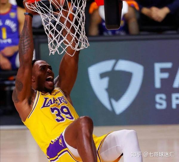 C7娱乐-Karsa巅峰对决，Faker与40激战湖人分钟，绝杀胜负难料！的简单介绍